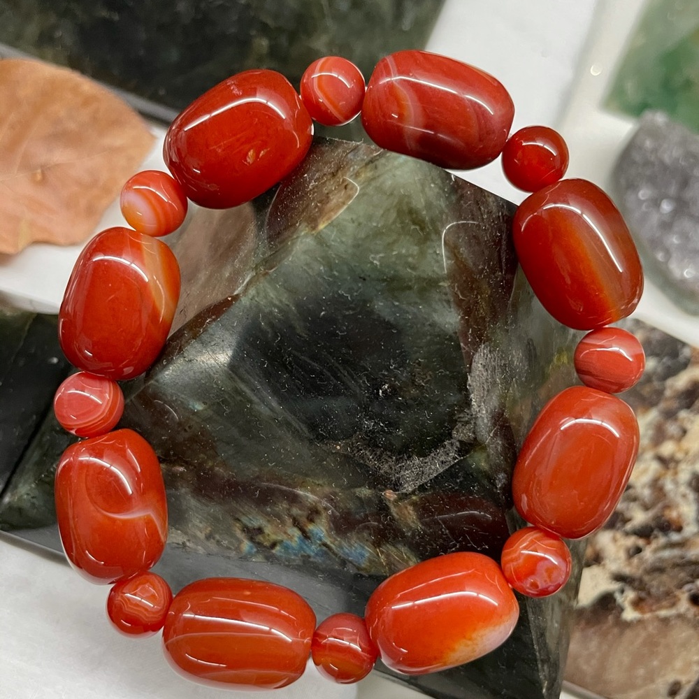 Southern red agate bracelet